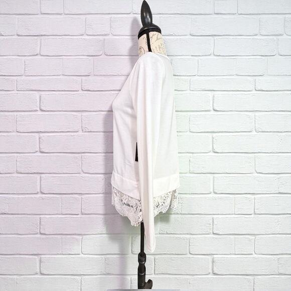 Simply Vera Vera Wang Lace Hem 2Fer Top White Knight Size Small NWT - Picture 2 of 13